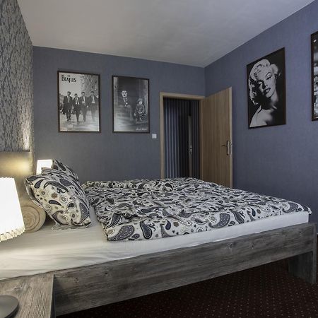 Restaurace Stara Lipa Hotel Česká Lípa Kültér fotó