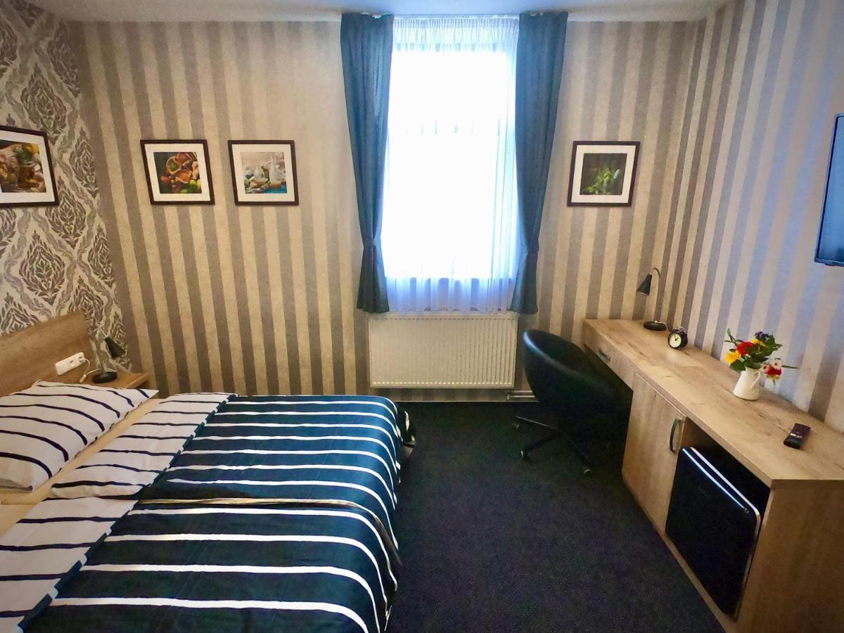 Restaurace Stara Lipa Hotel Česká Lípa Kültér fotó