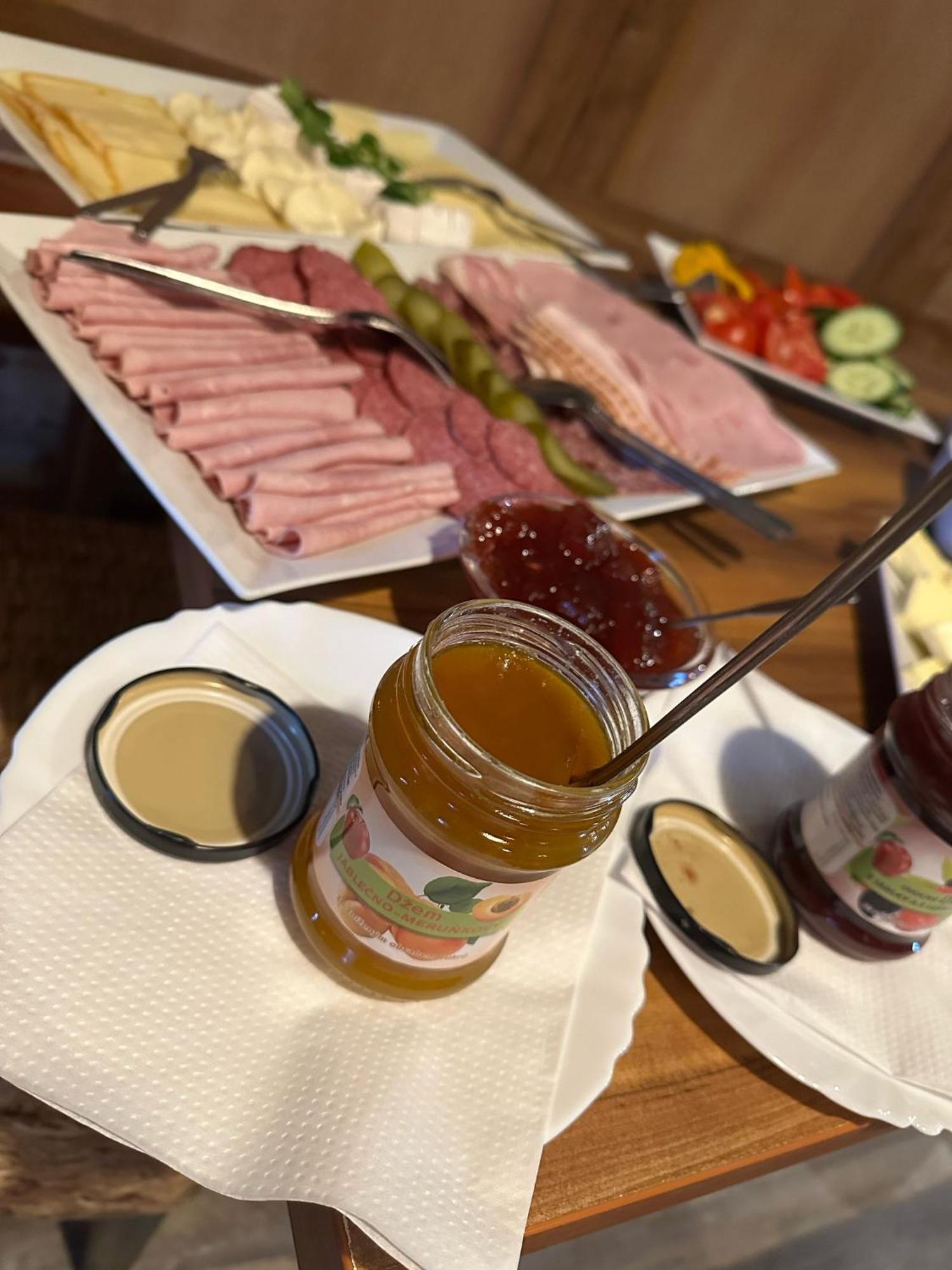 Restaurace Stara Lipa Hotel Česká Lípa Kültér fotó